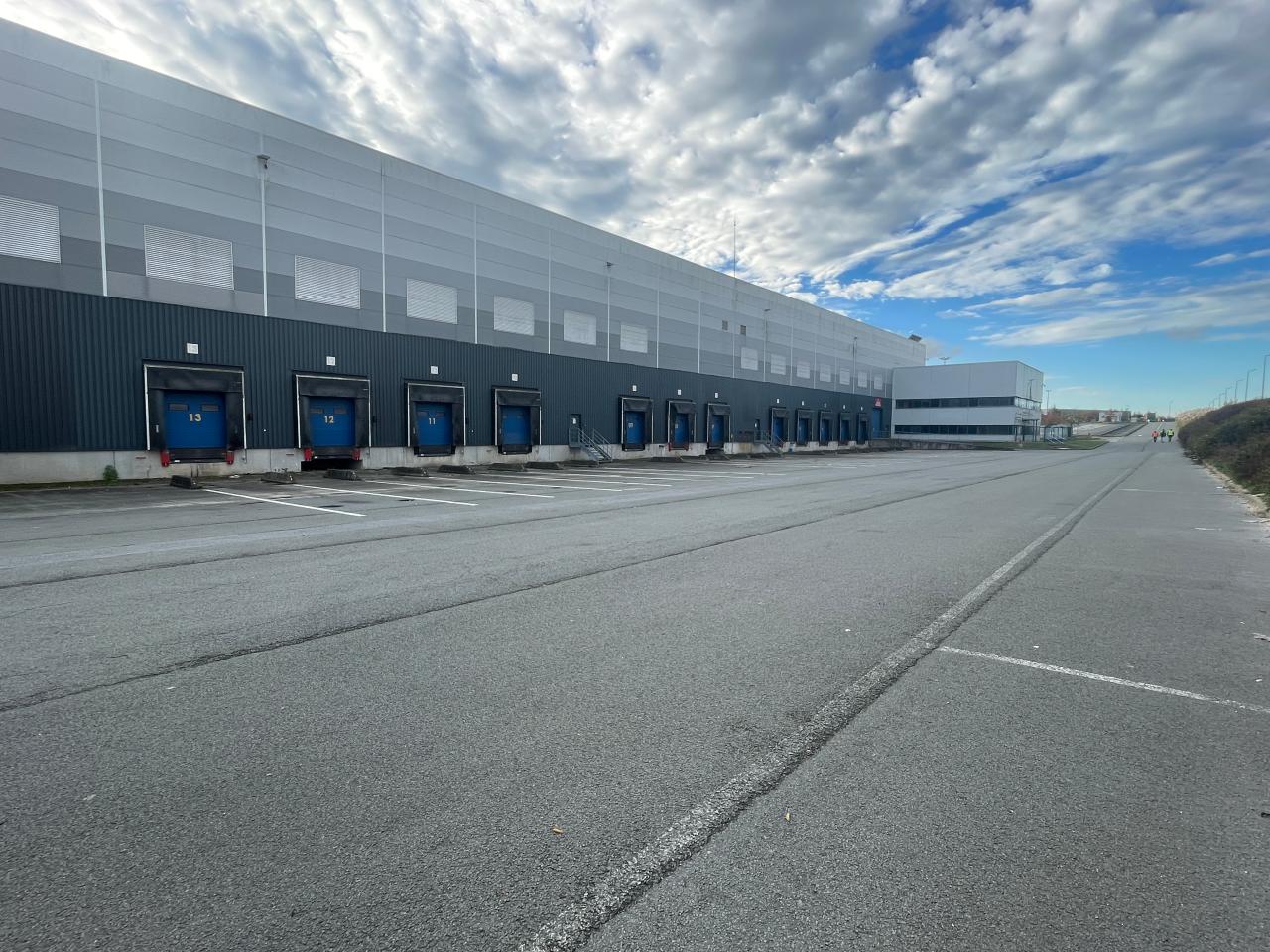 Entrepôt classe a Poulainville 29328m² Location entrepôt classe a Poulainville Somme OLLOG2529250 0